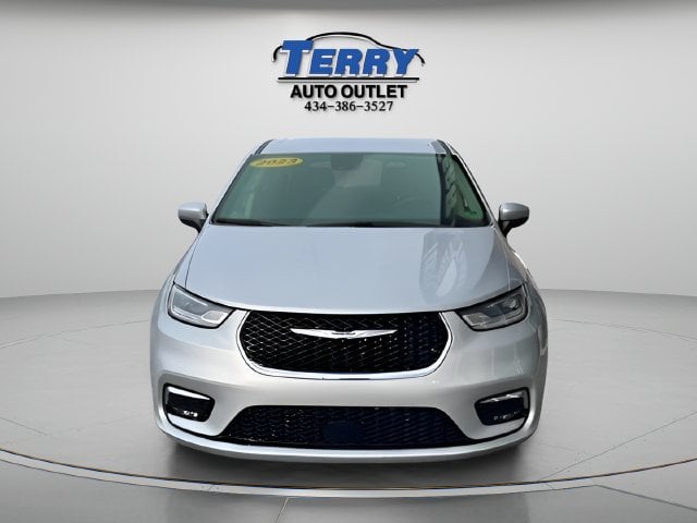 2023 Chrysler Pacifica Touring L Photo in Lynchburg VA 24502
