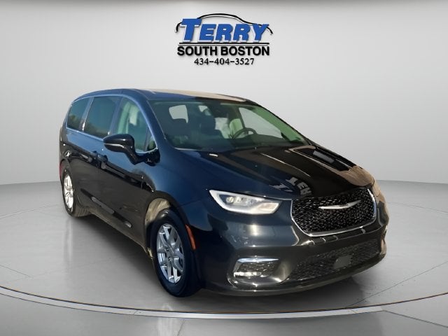 2024 Chrysler Pacifica Touring L Photo in Boston VA 24592