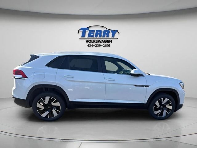 2026 Volkswagen Atlas Cross Sport SE w/Technology Photo in Forest VA 24551